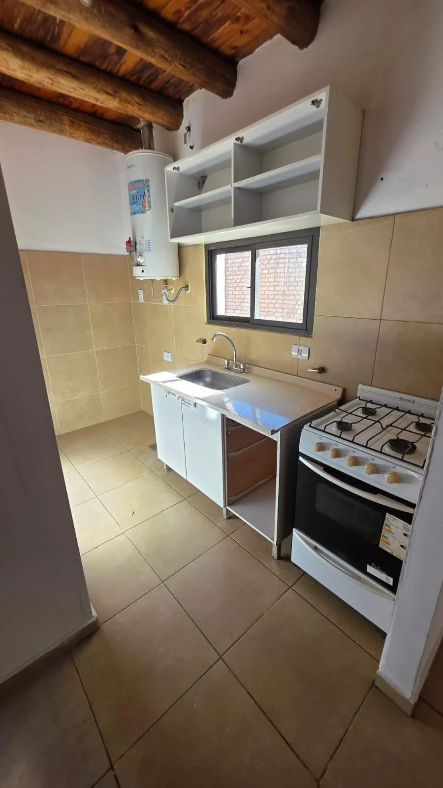 Departamento en alquiler en Tunuyán - Imagen 4