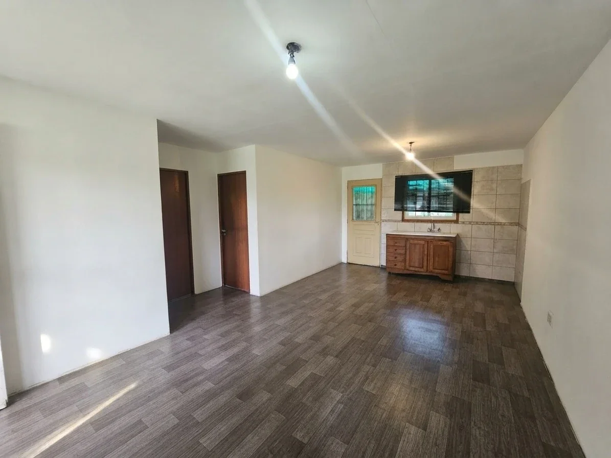 Casa en alquiler en Belén de Escobar - Imagen 2