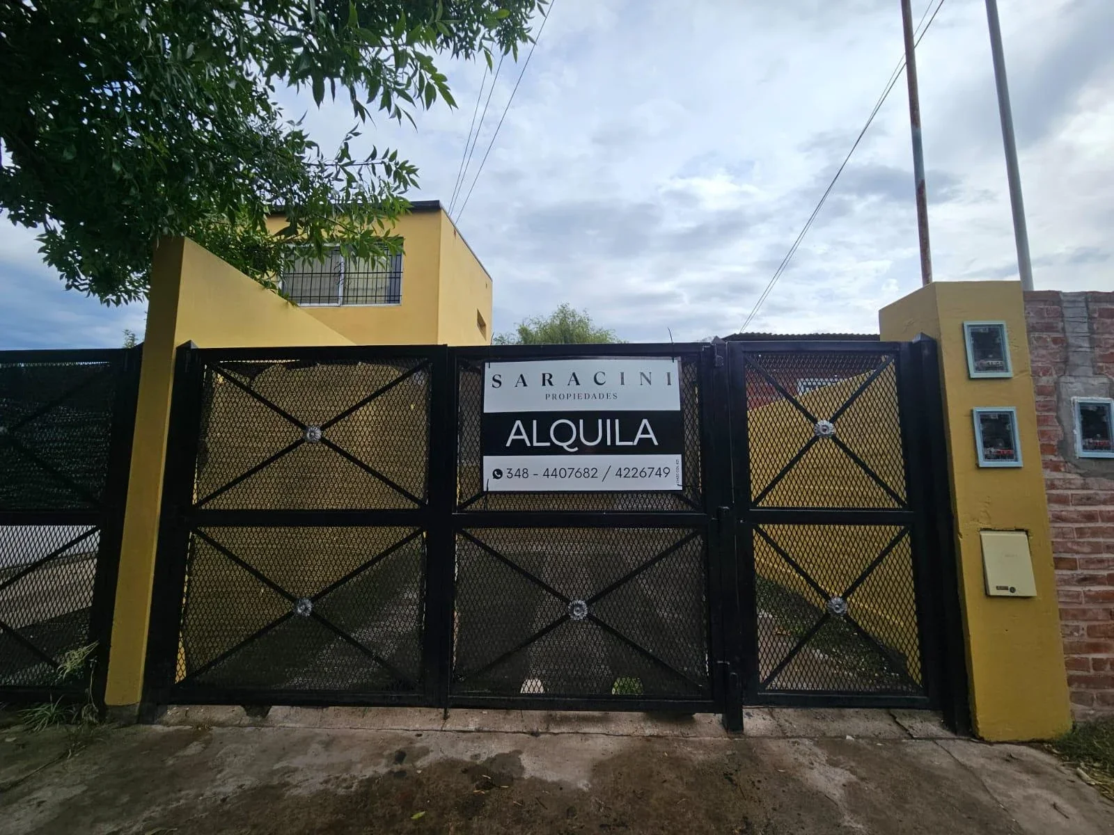Departamento en alquiler con cochera - Imagen 1