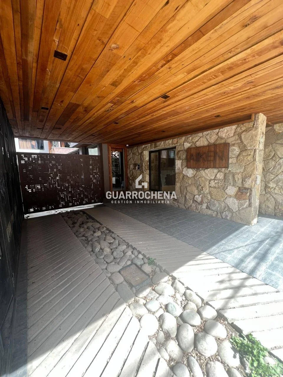 Departamento en alquiler c/ cochera en San Martin de los Andes - Imagen 3