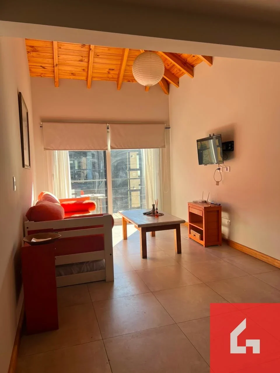 Departamento en alquiler c/ cochera en San Martin de los Andes - Imagen 2