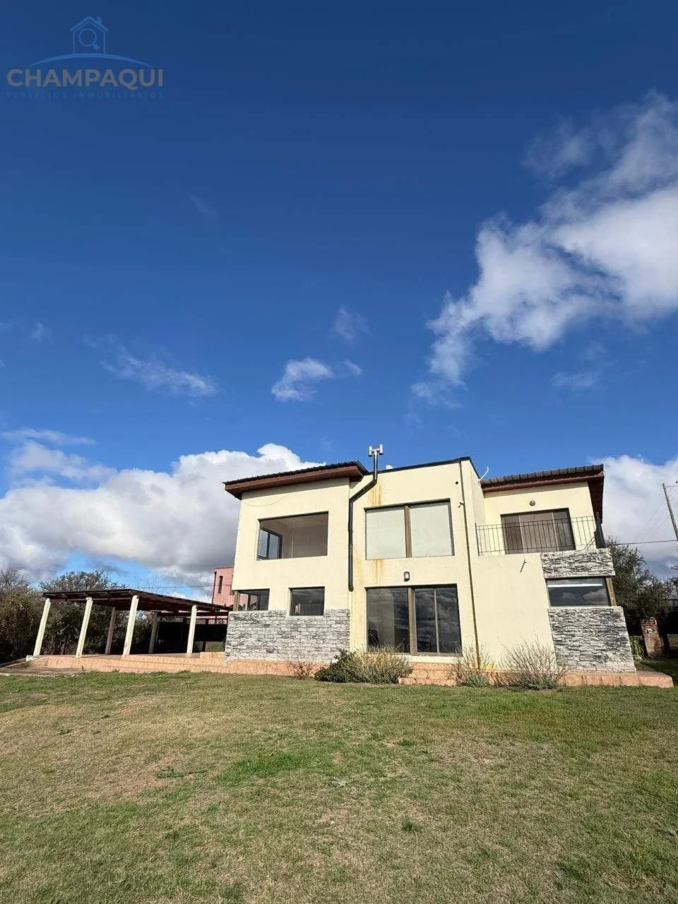 Casa en venta c/ cochera en Santa Mónica - Imagen 2