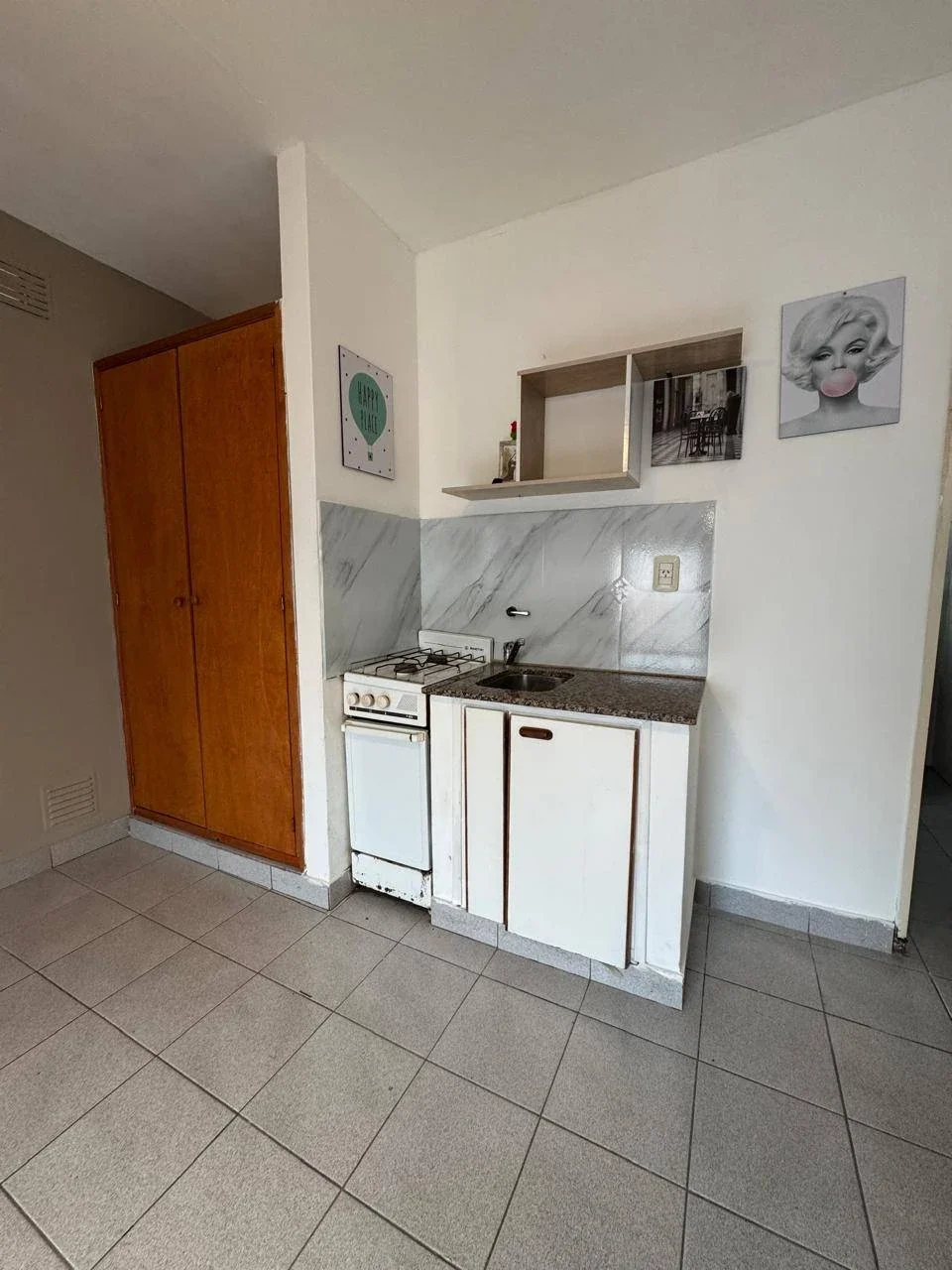 Departamento en alquiler monoambiente en Punta Alta - Imagen 2