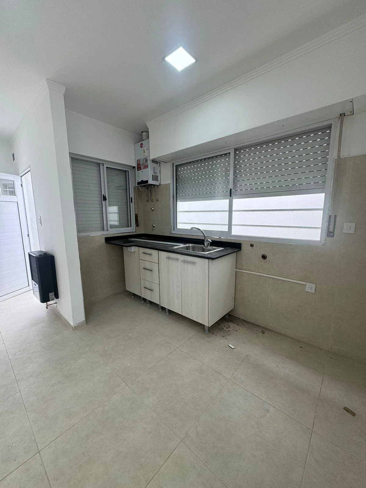 Departamento en alquiler en Punta Alta - Imagen 1