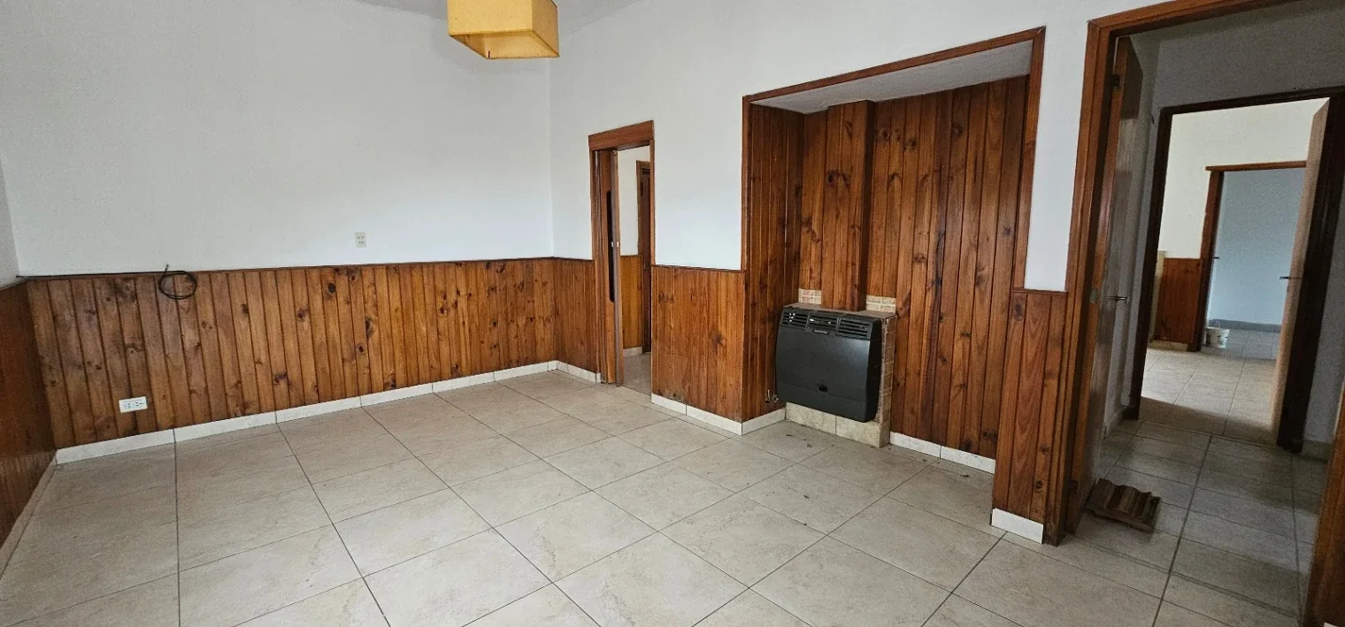 Casa en venta c/ cochera en Punta Alta - Imagen 3