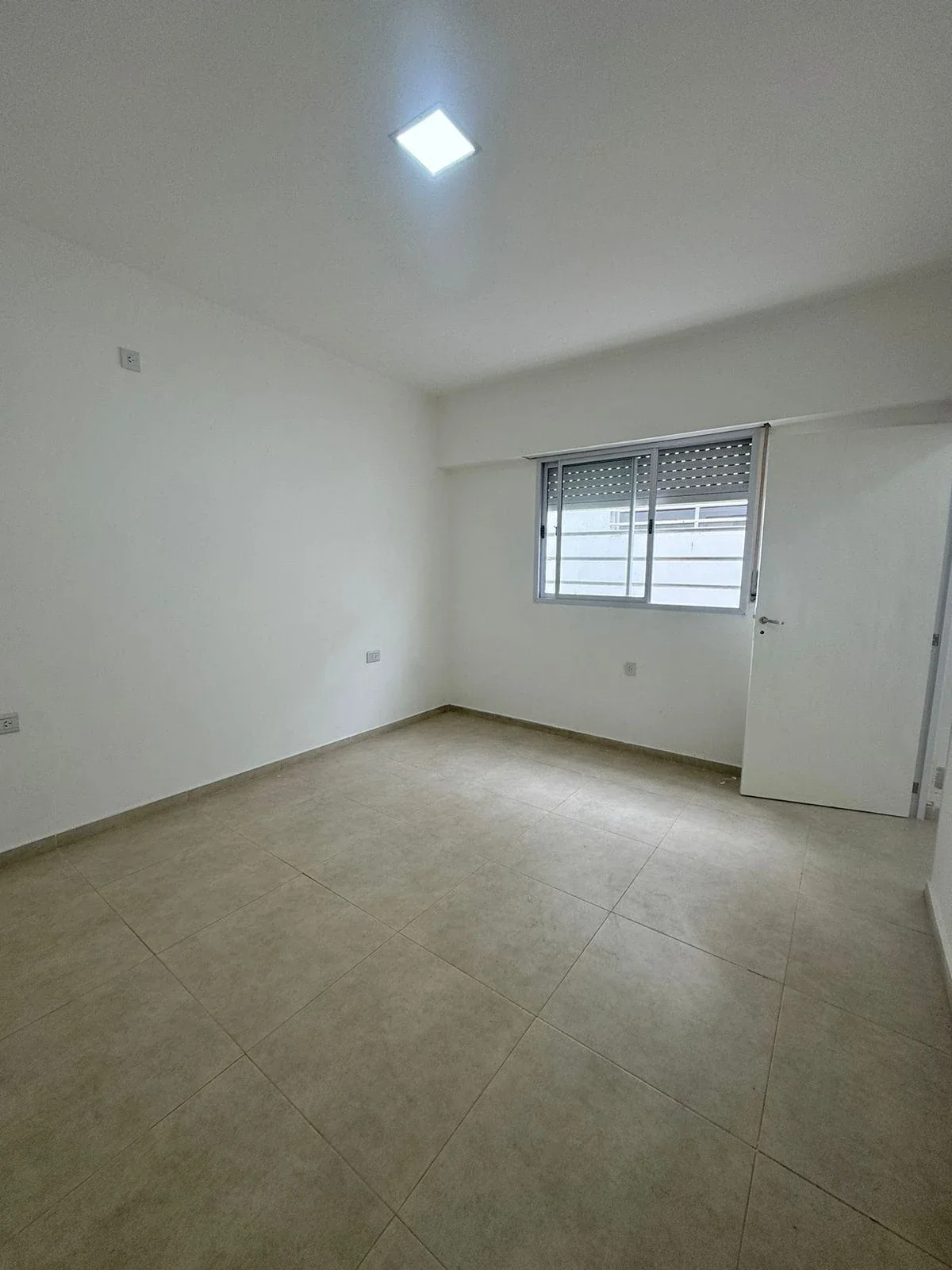 Departamento en alquiler en Punta Alta - Imagen 3