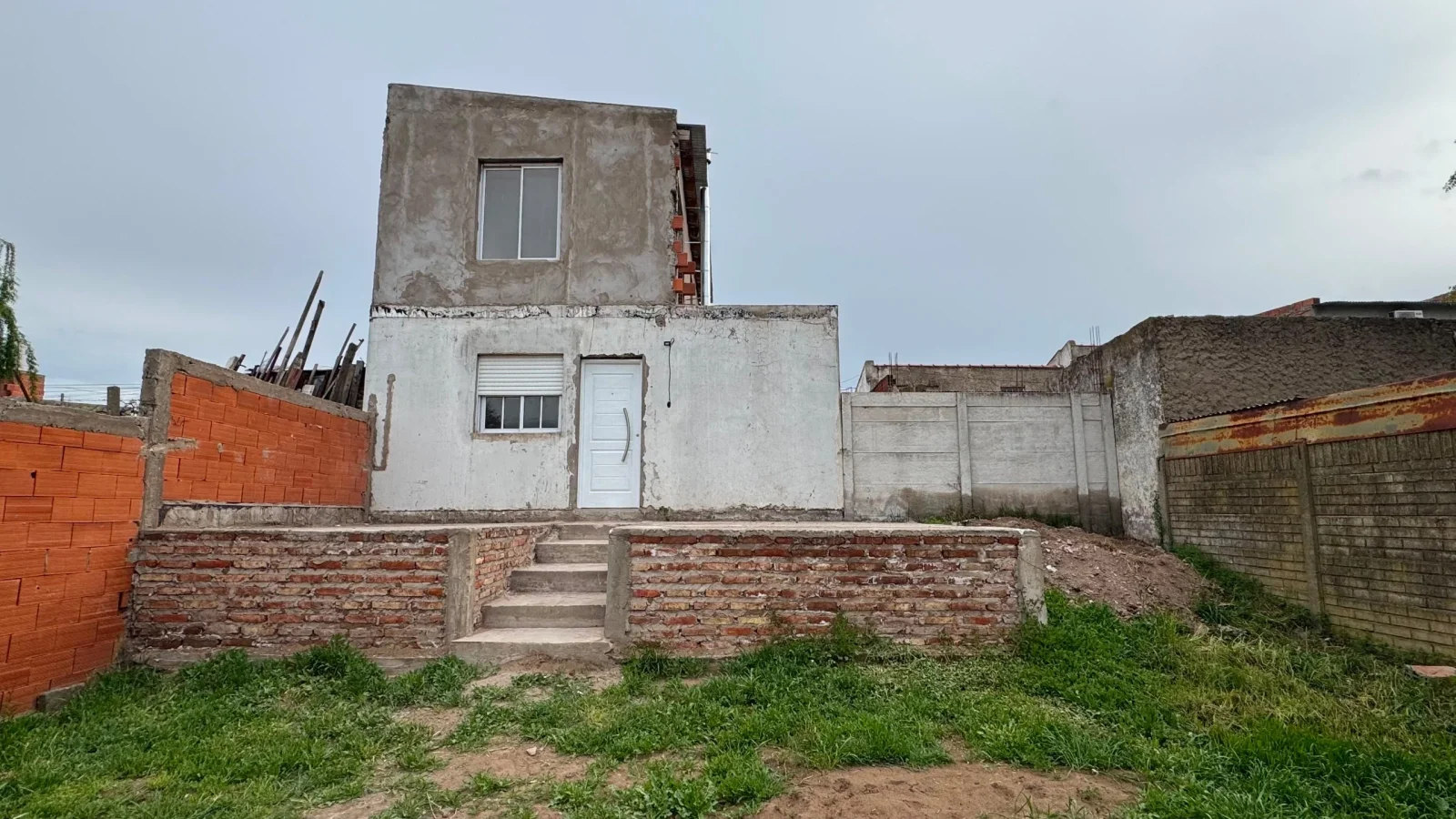 Casa en alquiler en Punta Alta - Imagen 2