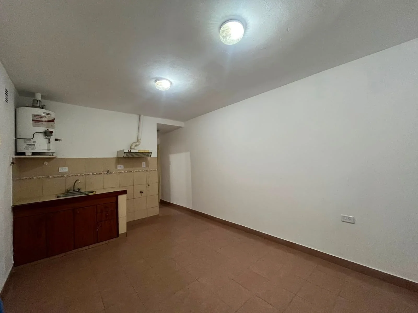 Departamento en alquiler en Punta Alta - Imagen 4