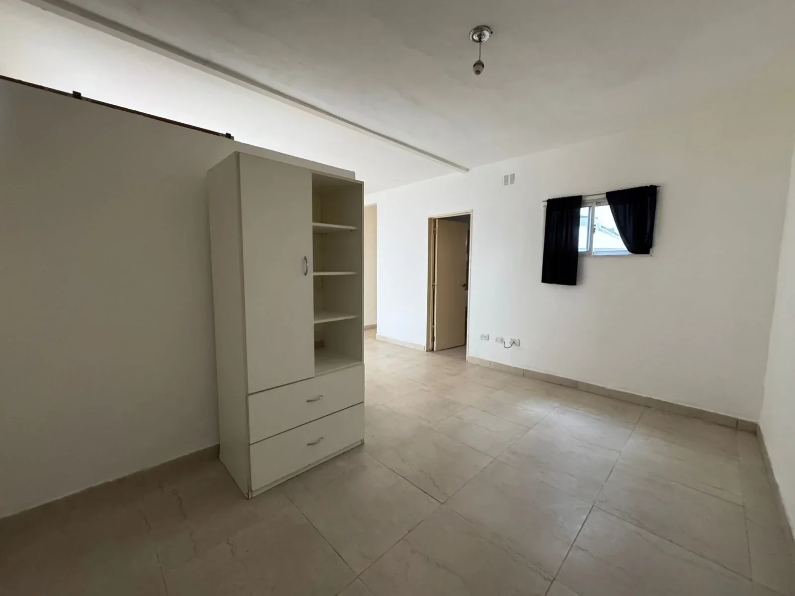 Departamento en alquiler en Punta Alta - Imagen 4