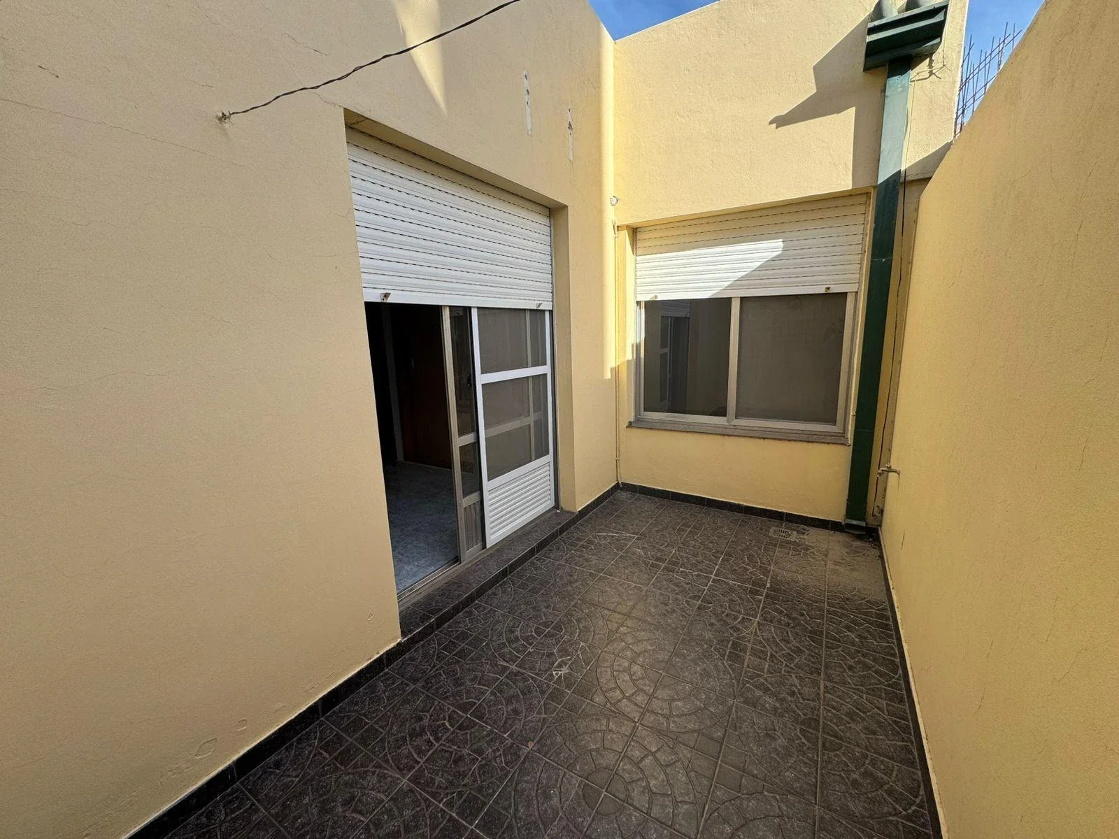 Casa en alquiler temporario c/ cochera en Punta Alta - Imagen 5