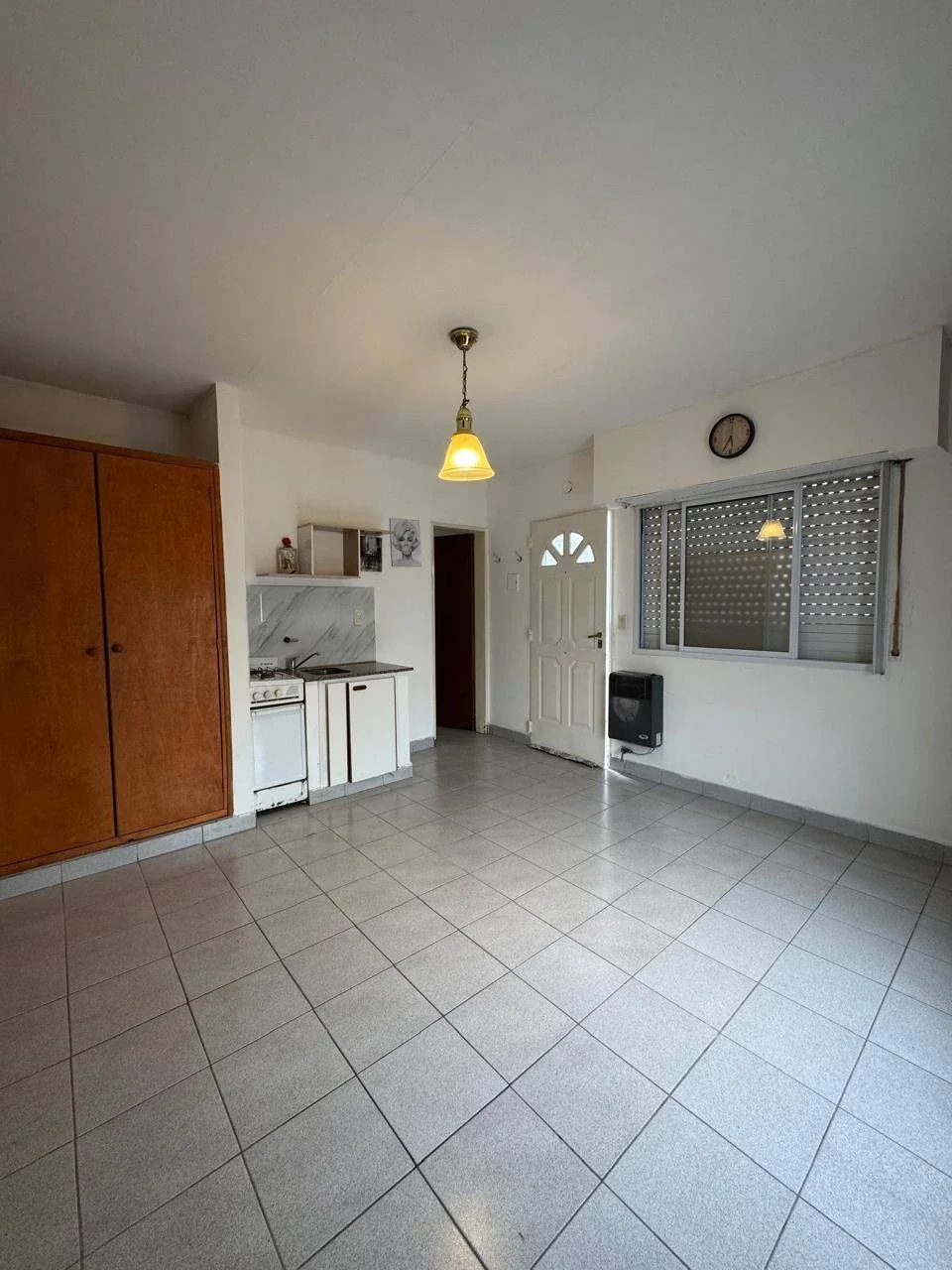 Departamento en alquiler monoambiente en Punta Alta - Imagen 3