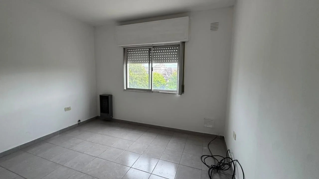 Departamento en alquiler en Punta Alta - Imagen 4