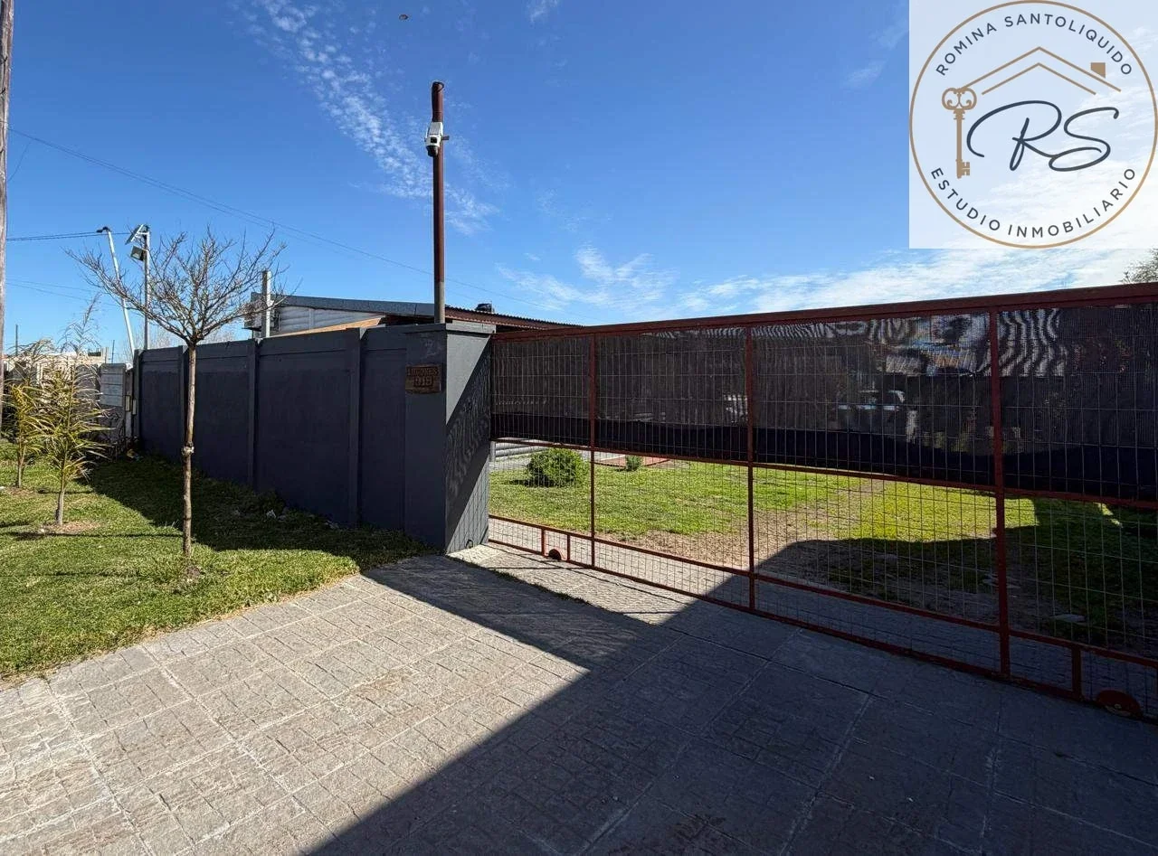 Casa c/piscina en lote propio con  cochera en Mar de Ajo - Imagen 3