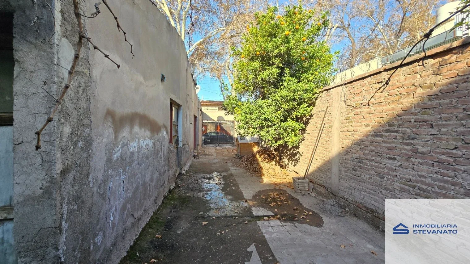 Casa en venta c/ cochera en 4.ª Sección Área Fundacional - Imagen 5