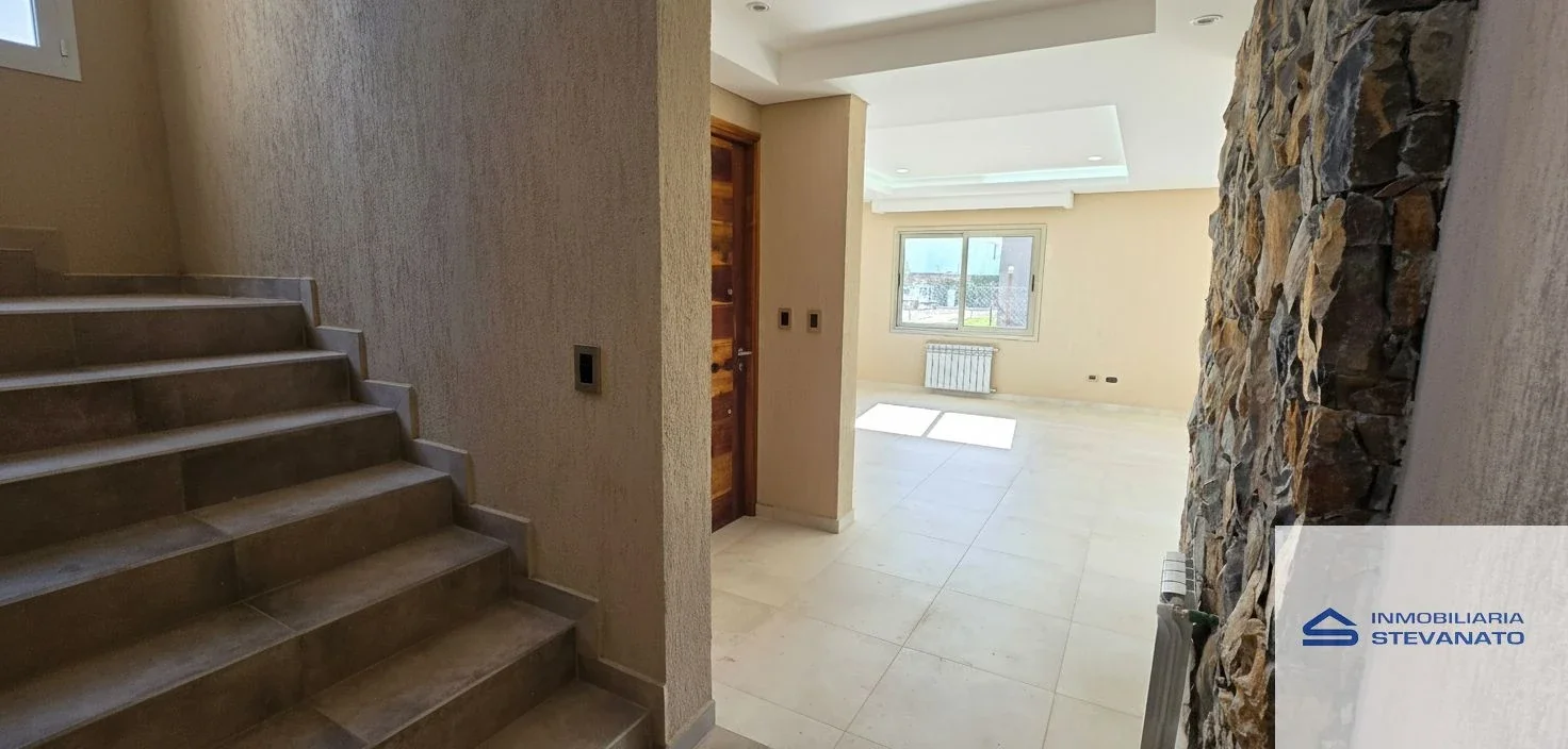 Casa en alquiler c/ cochera en Maipú - Imagen 4