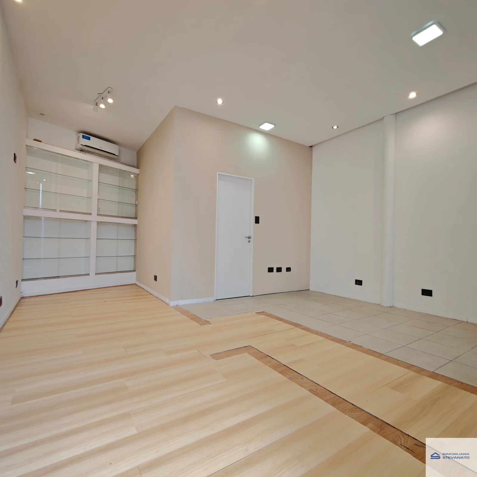 Local comercial en venta ubicado en Chacras de Coria - Imagen 1