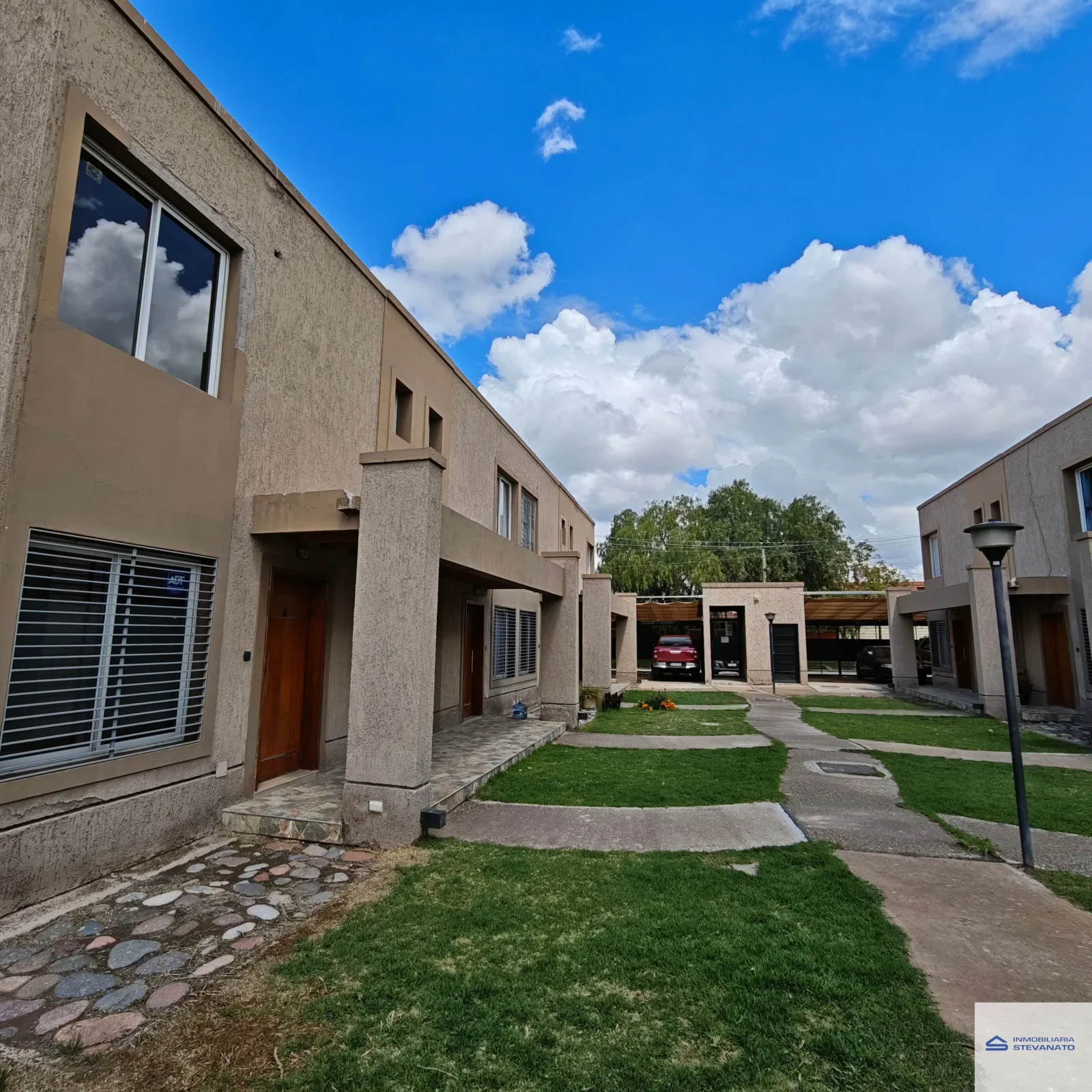 Dúplex en alquiler c/ cochera en Maipú - Imagen 1