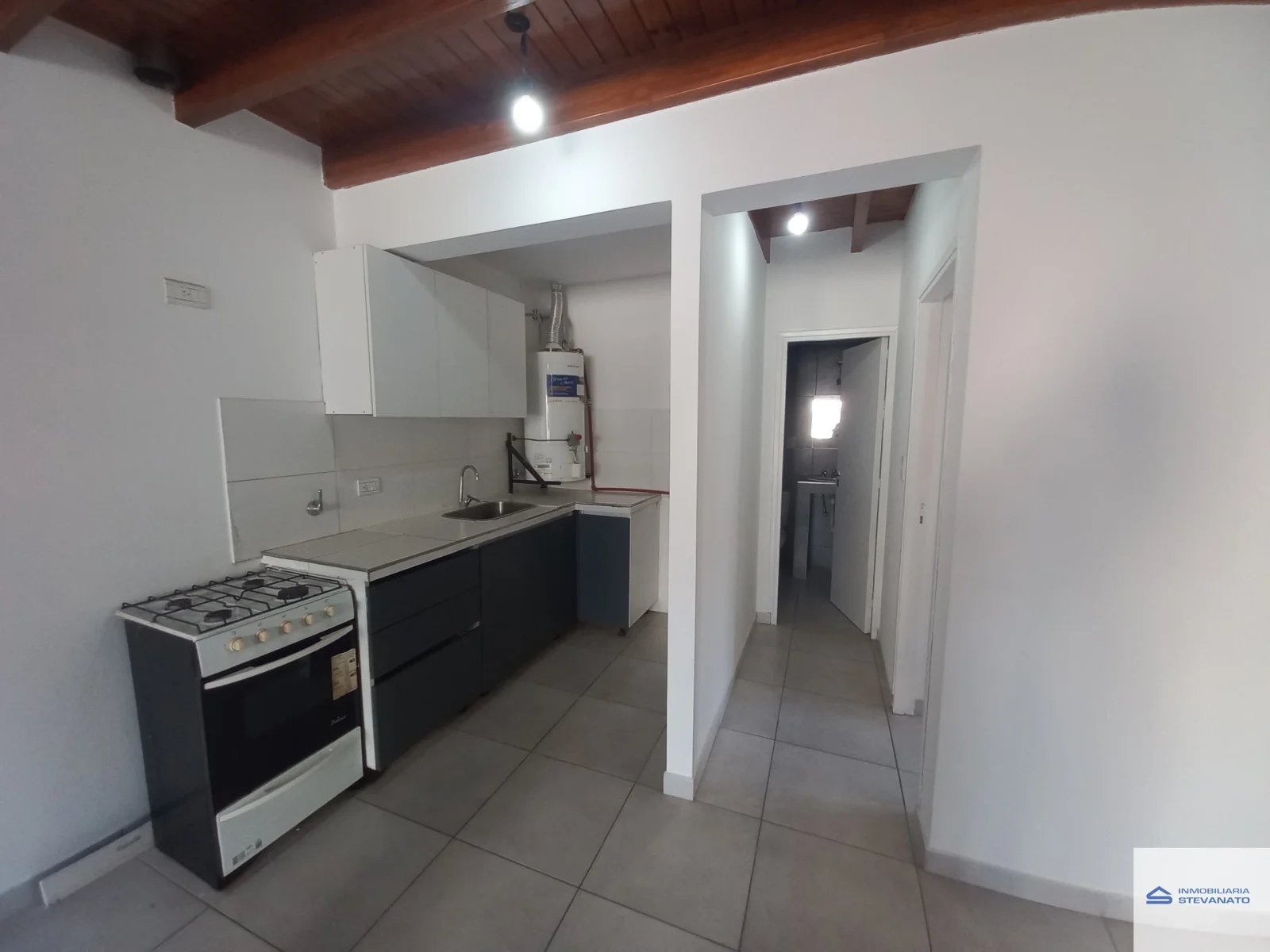 Departamento en alquiler c/ cochera en Villa Nueva - Imagen 3