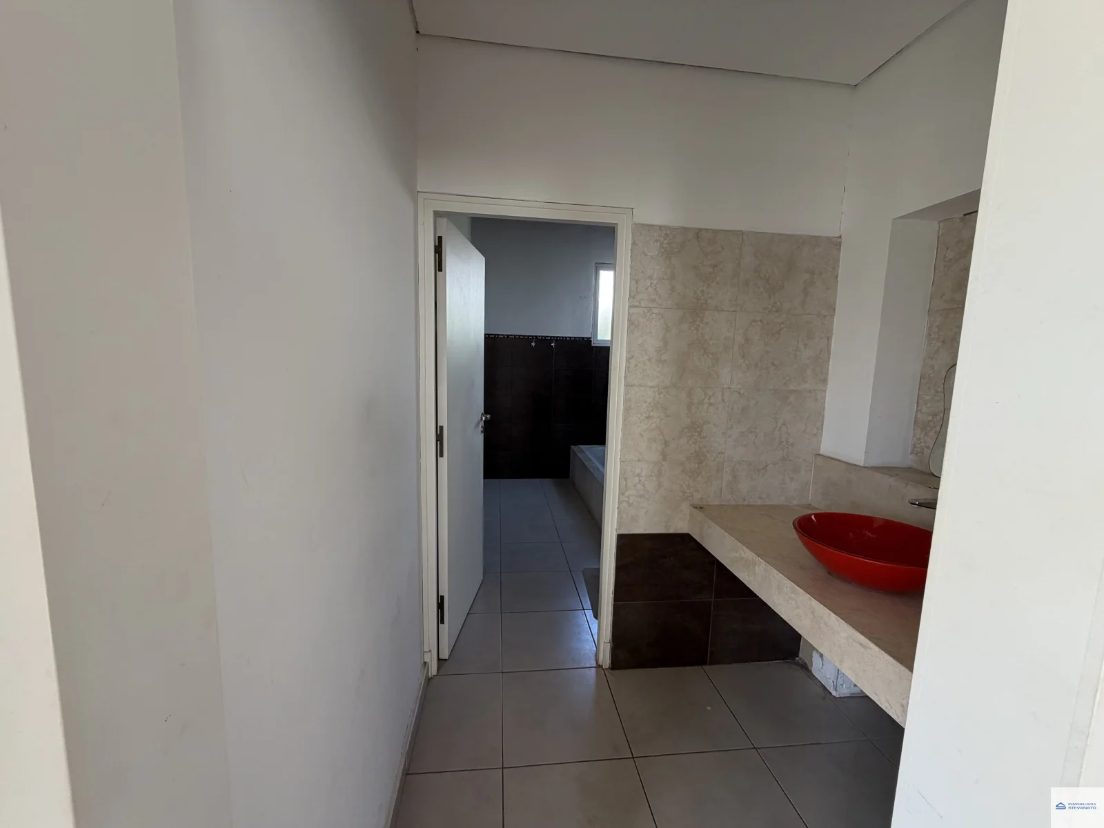 Casa en alquiler c/ cochera en Carrodilla - Imagen 4