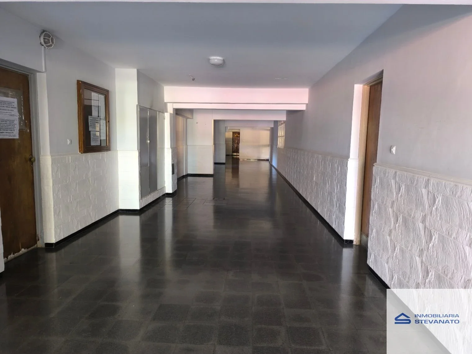 Departamento en alquiler de 2 dormitorios a metros del Parque Central - Imagen 2