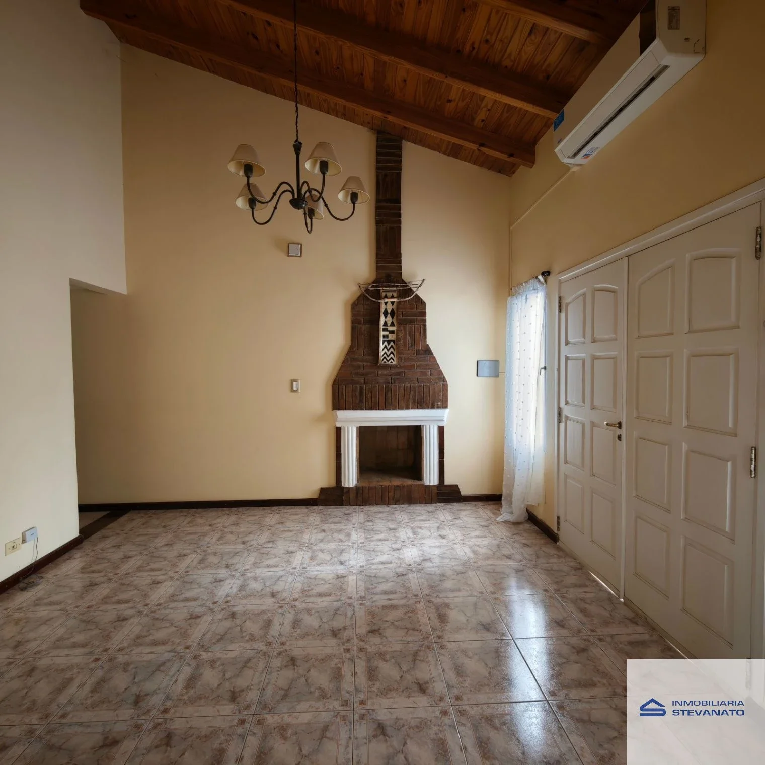 Casa en alquiler c/ cochera en Maipú - Imagen 3