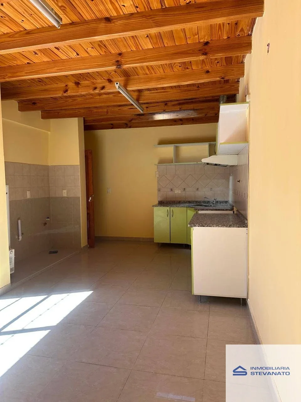 Departamento en alquiler de 2 dormitorios c/ cochera en Maipú - Imagen 3