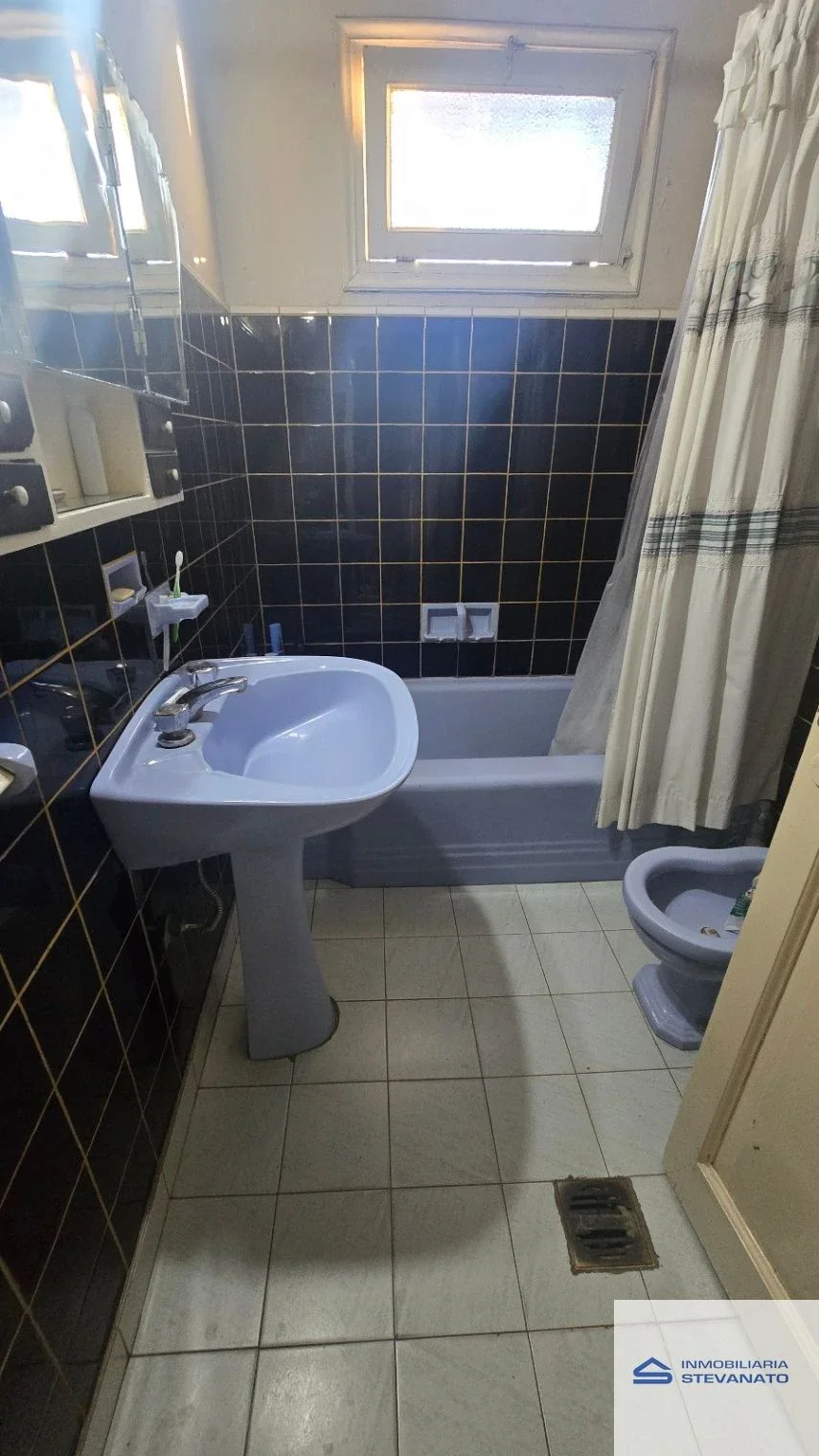 Casa en venta c/ cochera en Godoy Cruz - Imagen 4
