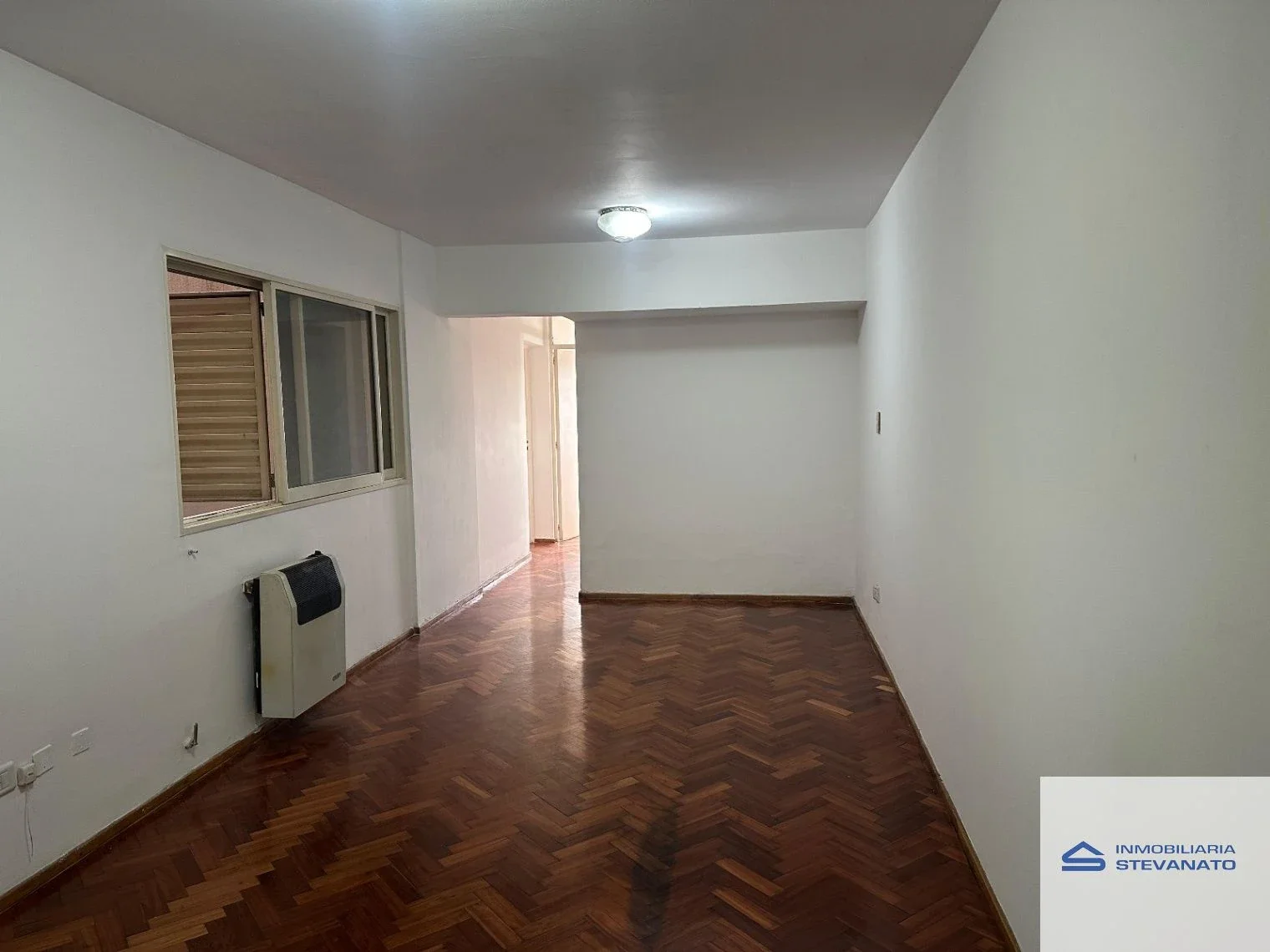 Departamento en alquiler de 2 dormitorios a metros del Parque Central - Imagen 1