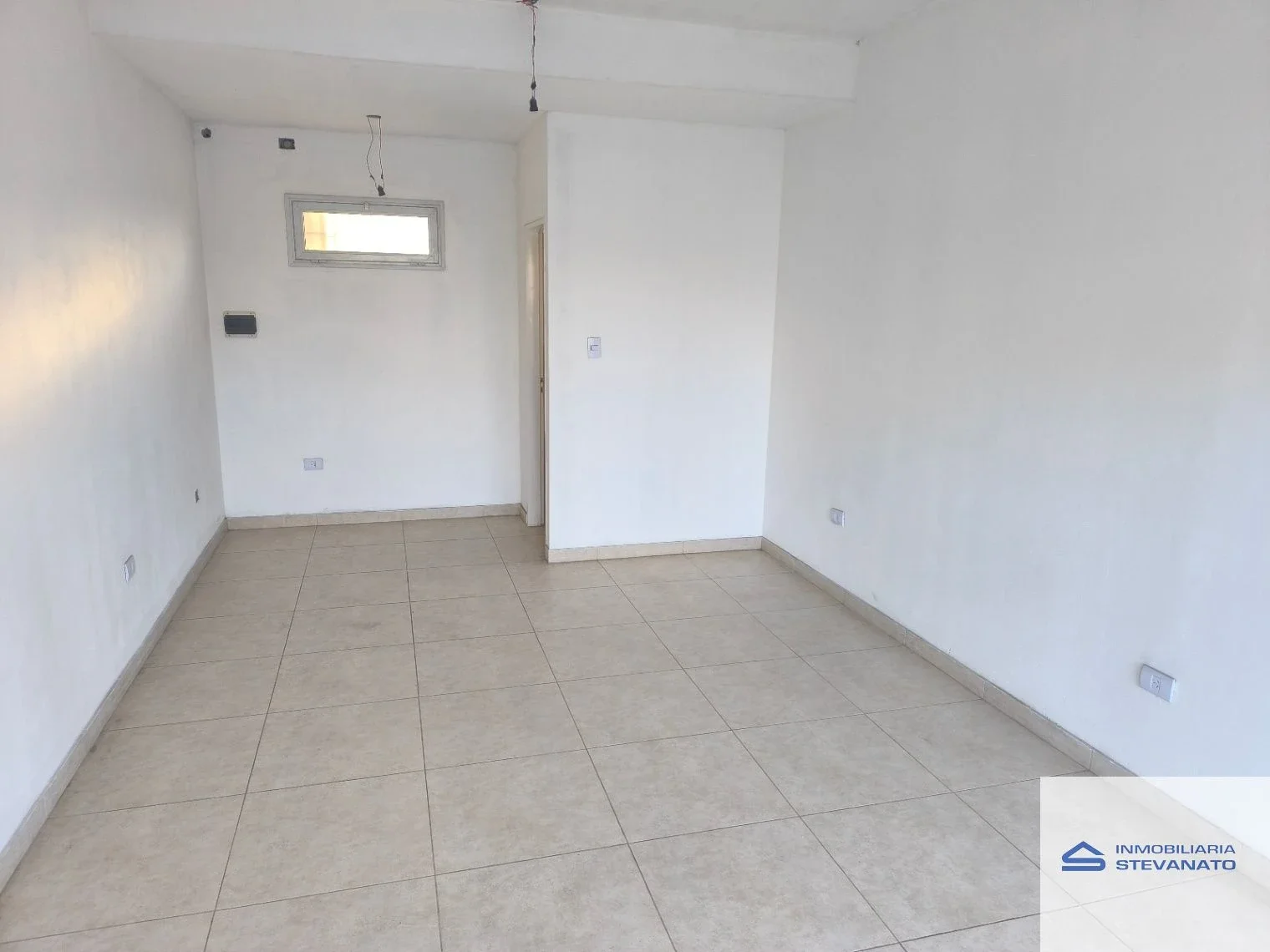 Local comercial en alquiler ubicado en Luzuriaga - Imagen 3