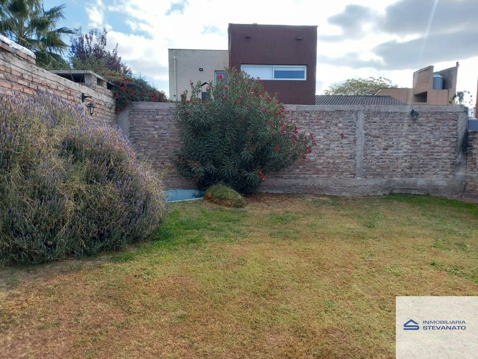 Casa en alquiler c/ cochera en Maipú - Imagen 5