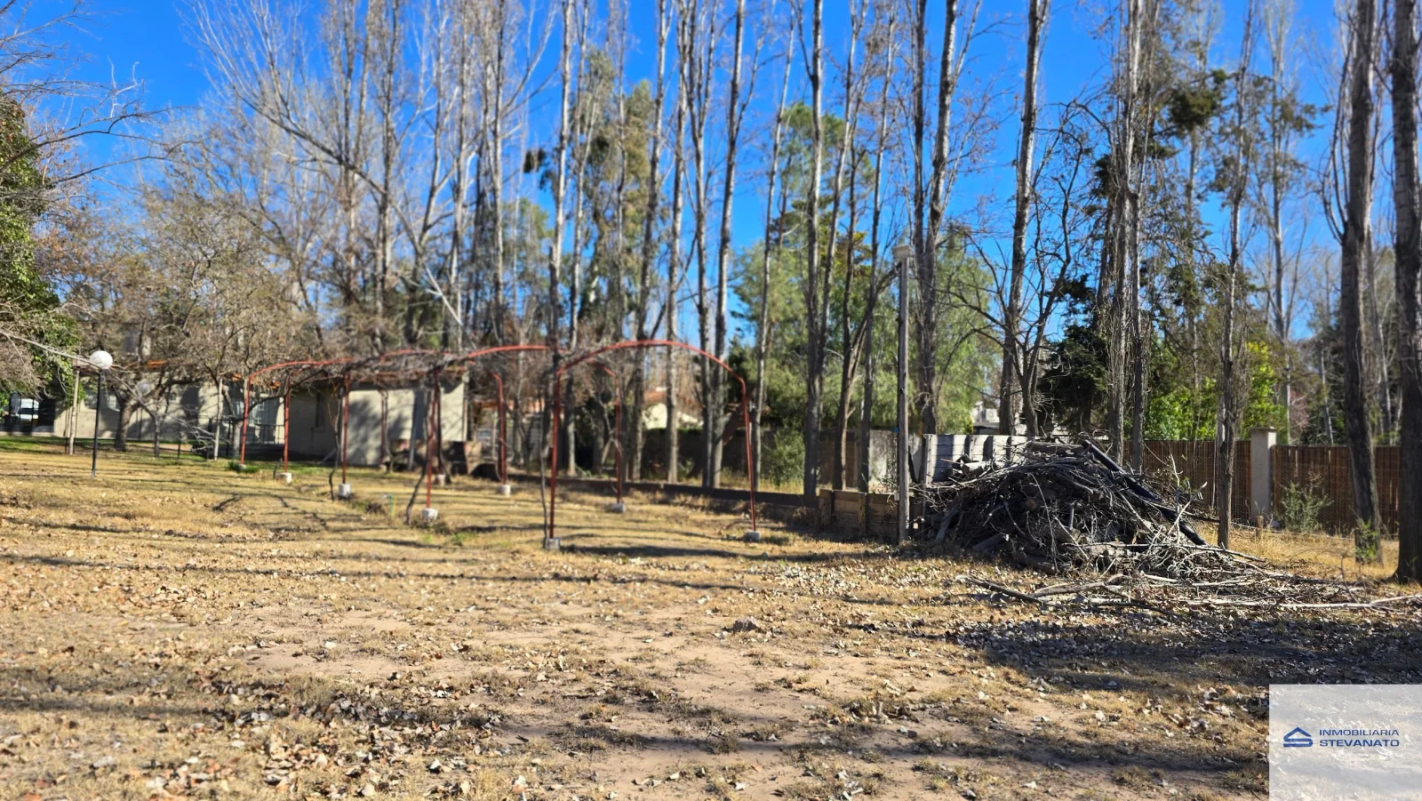 Casa quinta en venta de 293m2 ubicado en Las Compuertas - Imagen 2