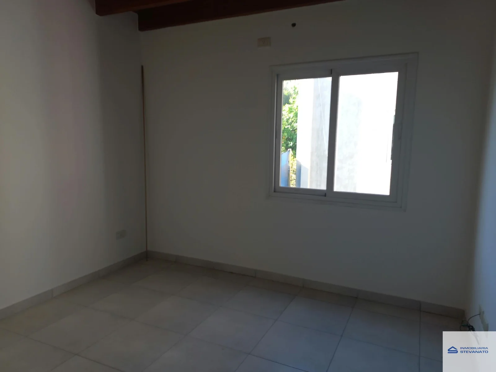 Departamento en alquiler c/ cochera en Villa Nueva - Imagen 4