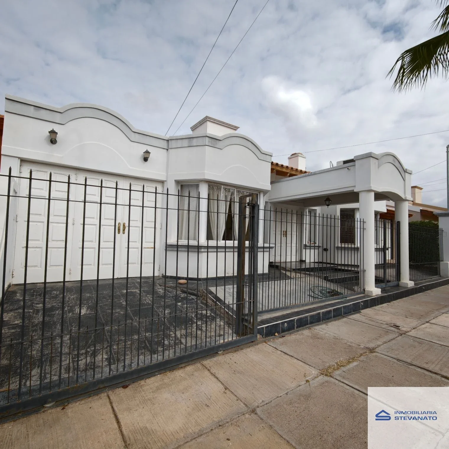 Casa en alquiler c/ cochera en Maipú - Imagen 1