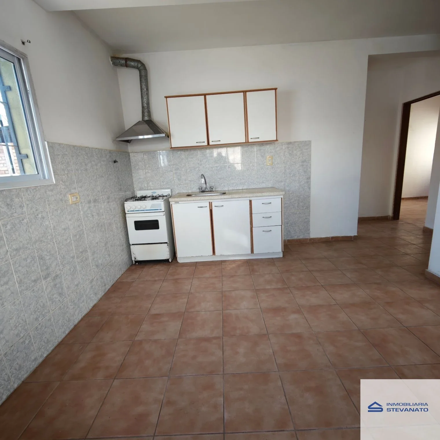 Departamento en alquiler c/ cochera en Luzuriaga - Imagen 3