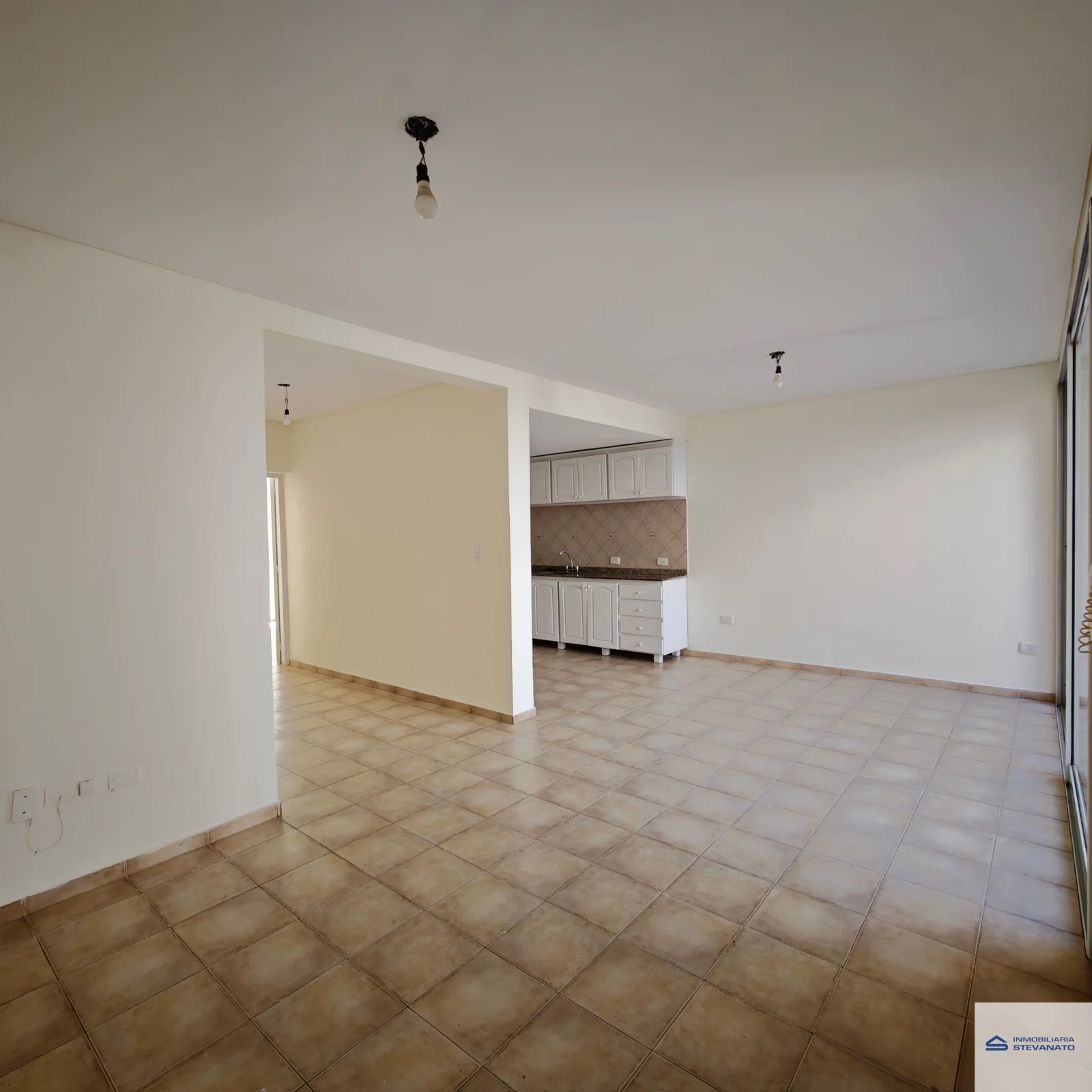 Departamento en alquiler c/ cochera en Maipú - Imagen 1