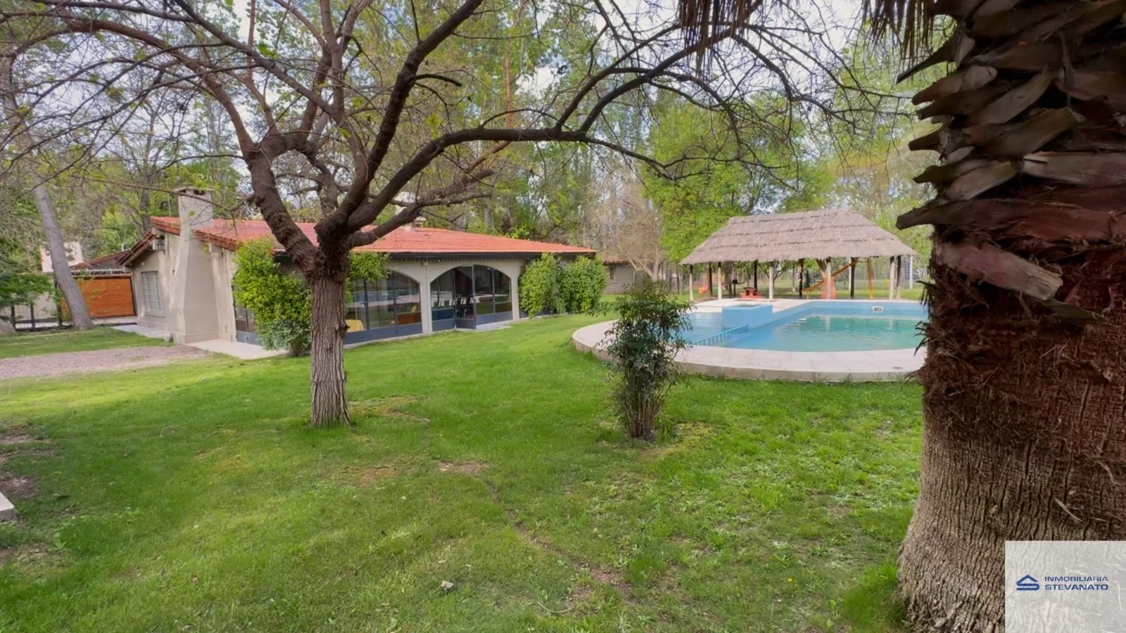 Casa quinta en venta de 293m2 ubicado en Las Compuertas - Imagen 1