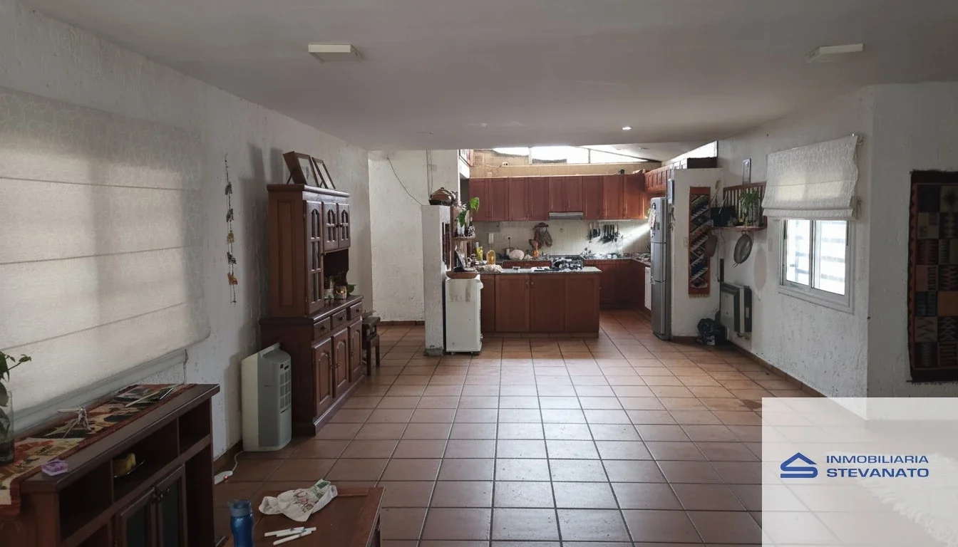 Casa en venta de 3 dormitorios c/ cochera en Coquimbito - Imagen 2
