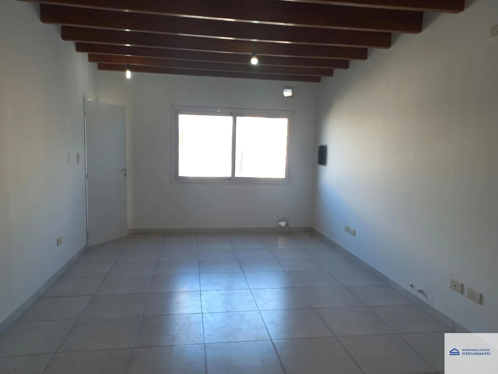 Departamento en alquiler c/ cochera en Villa Nueva - Imagen 2