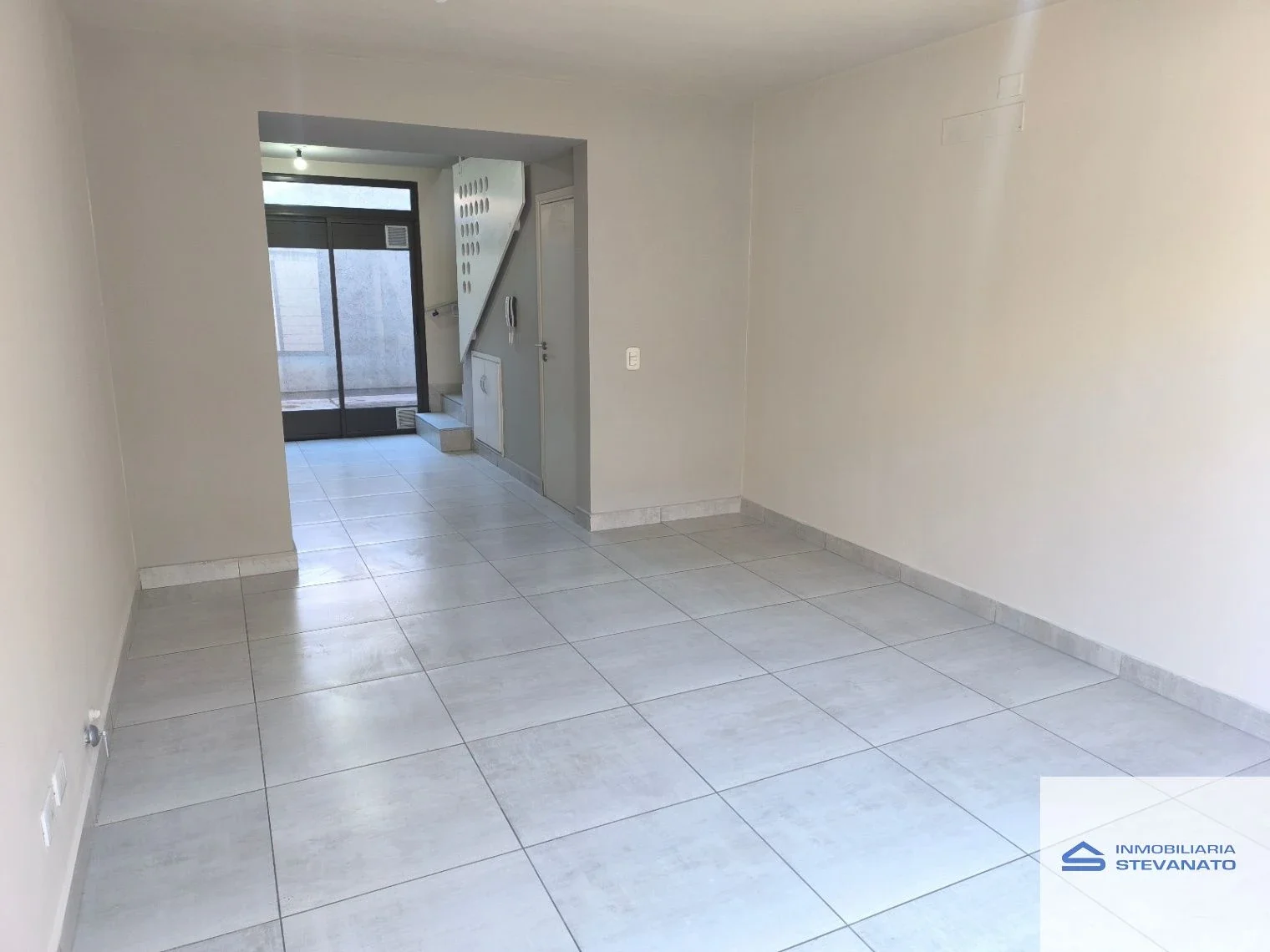 Dúplex en alquiler c/ cochera en Maipú - Imagen 3