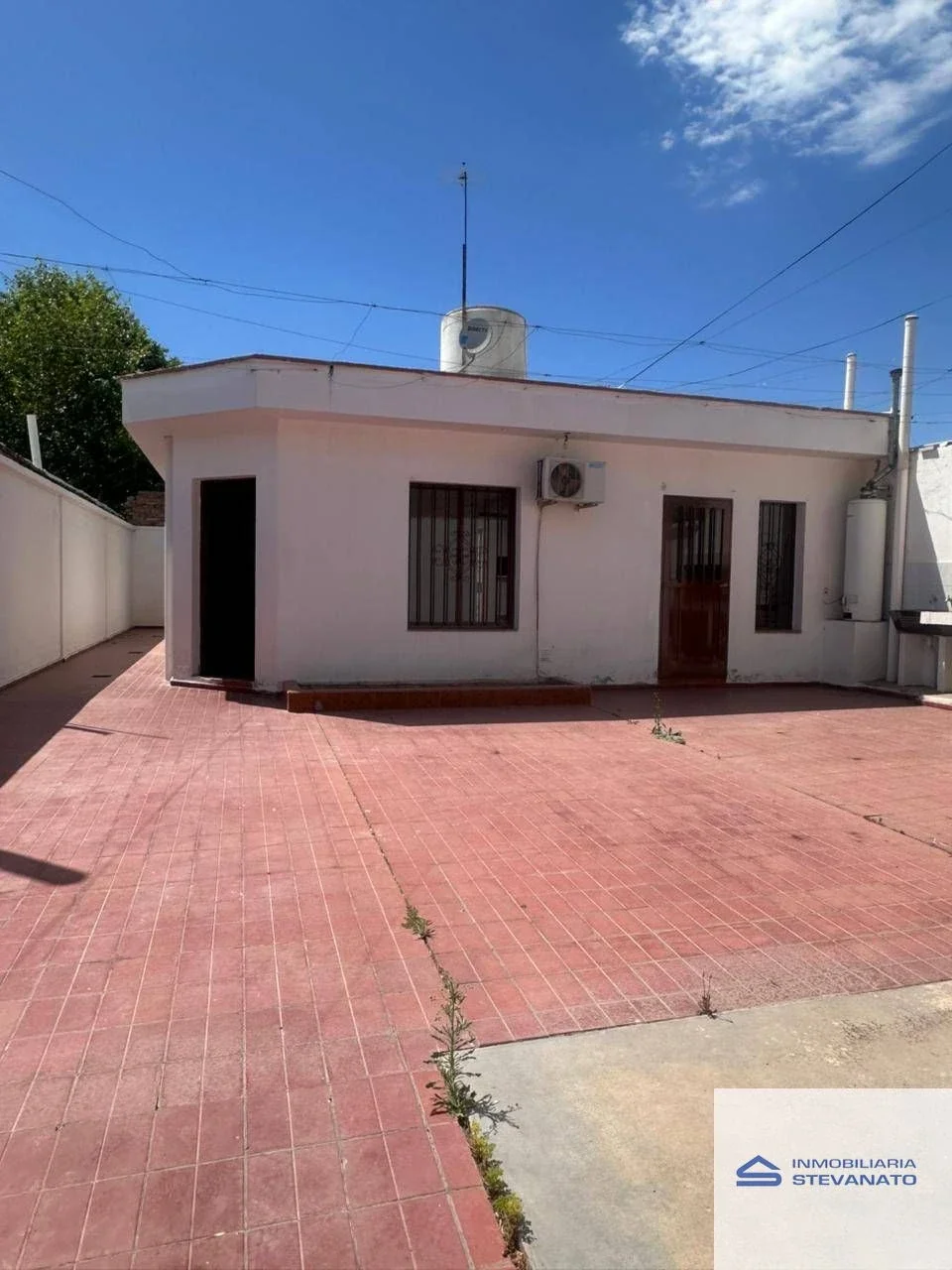 Casa en alquiler c/ cochera en Maipú - Imagen 1