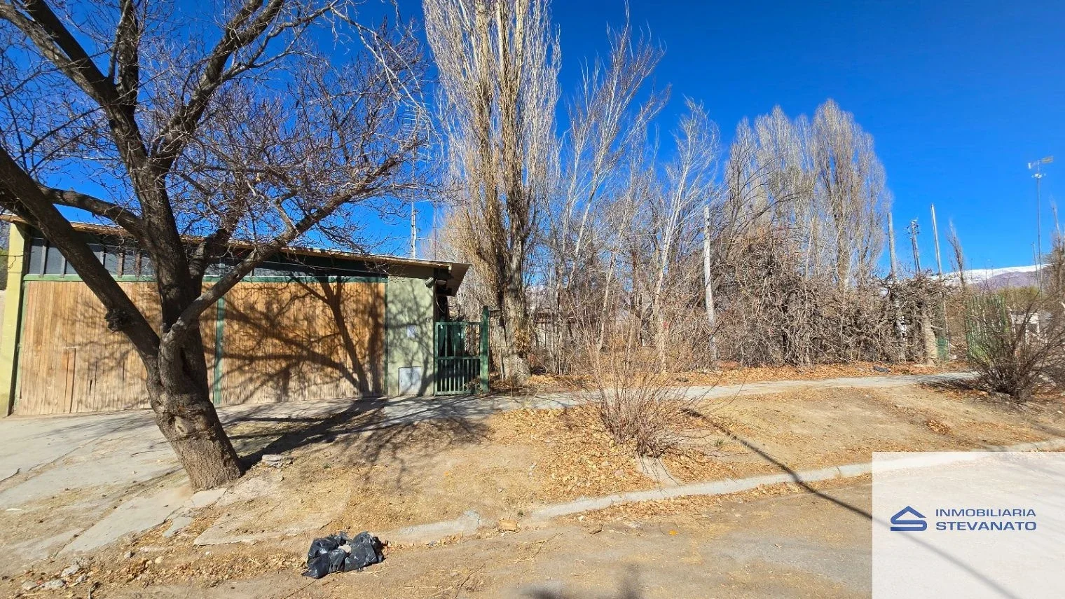 Casa en venta c/ cochera en Uspallata - Imagen 1