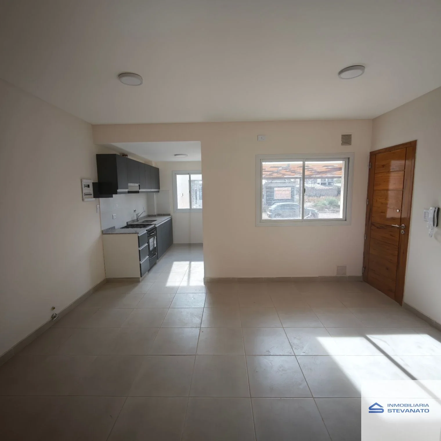 Departamento en alquiler c/ cochera en Luzuriaga - Imagen 3
