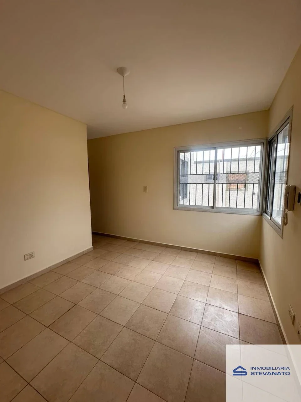 Departamento en alquiler c/ cochera en Maipú - Imagen 1