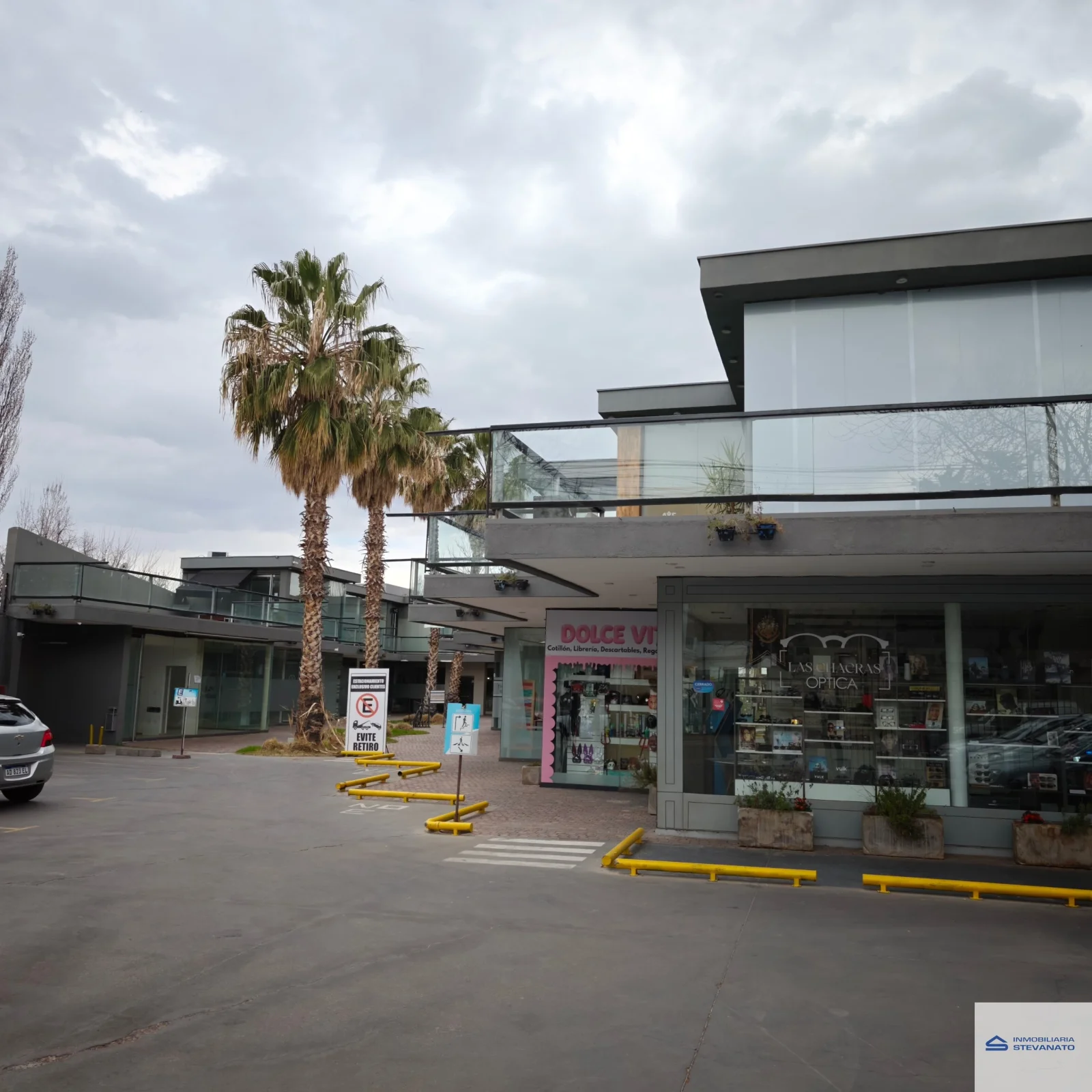 Local comercial en venta ubicado en Chacras de Coria - Imagen 4