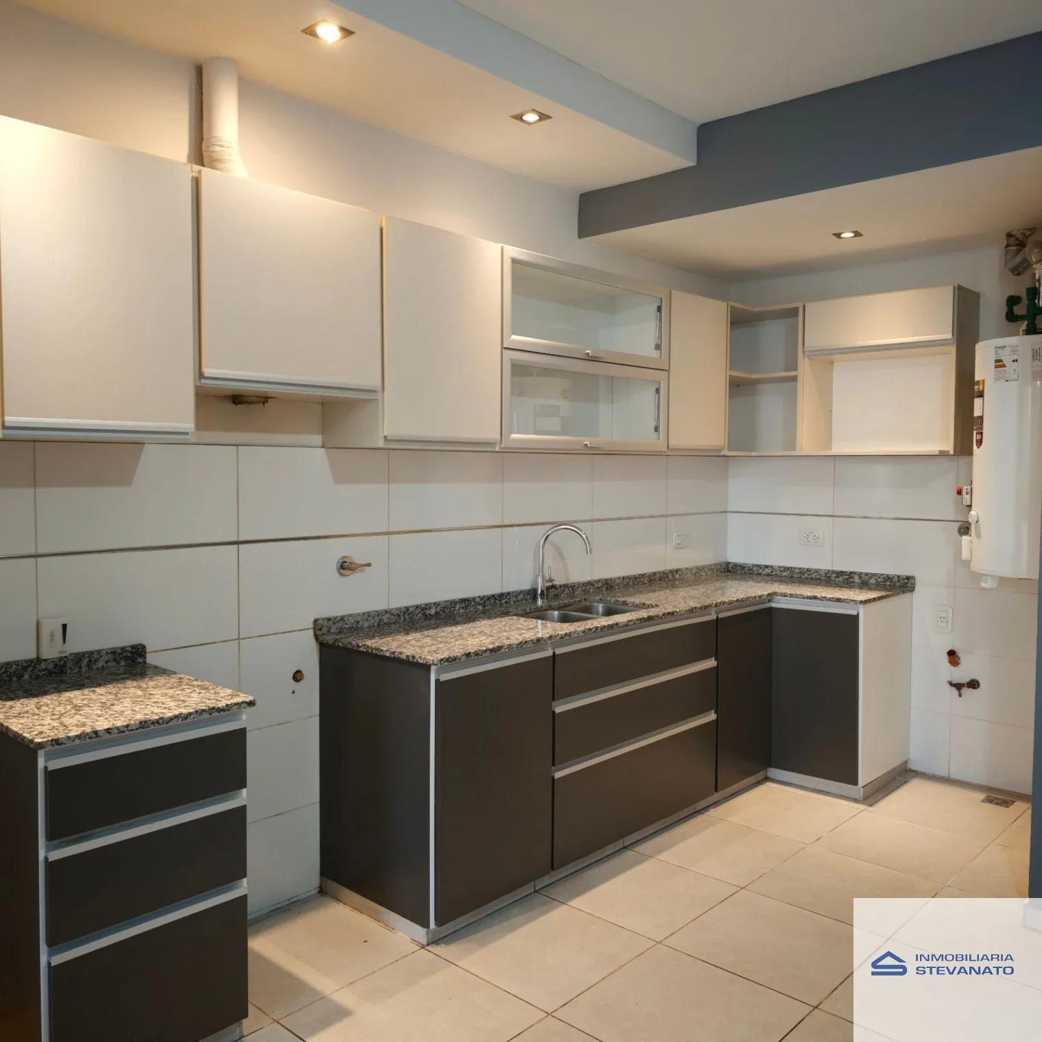 Dúplex en alquiler c/ cochera en Dorrego - Imagen 3