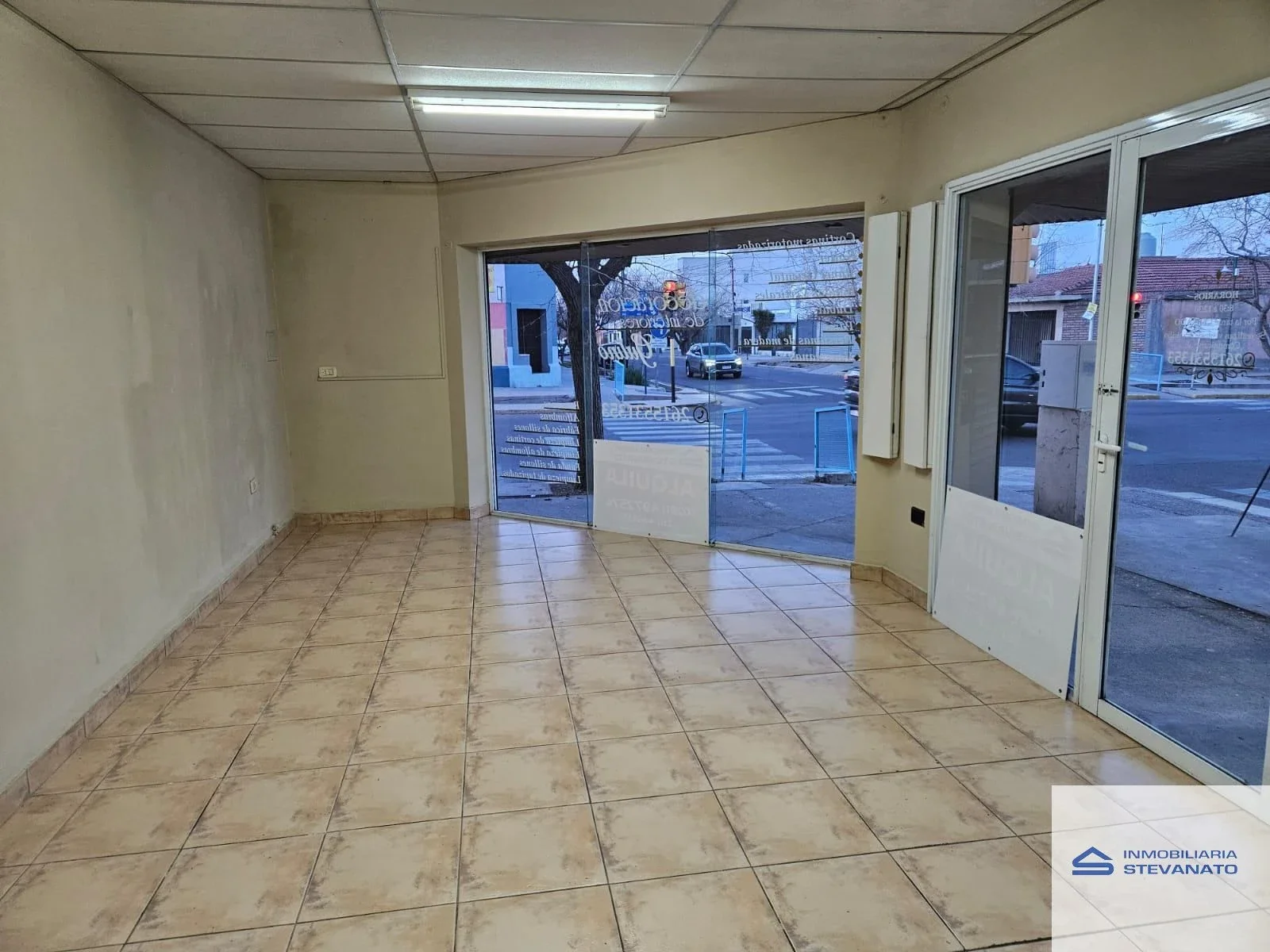 Local comercial en alquiler ubicado en Maipú - Imagen 4