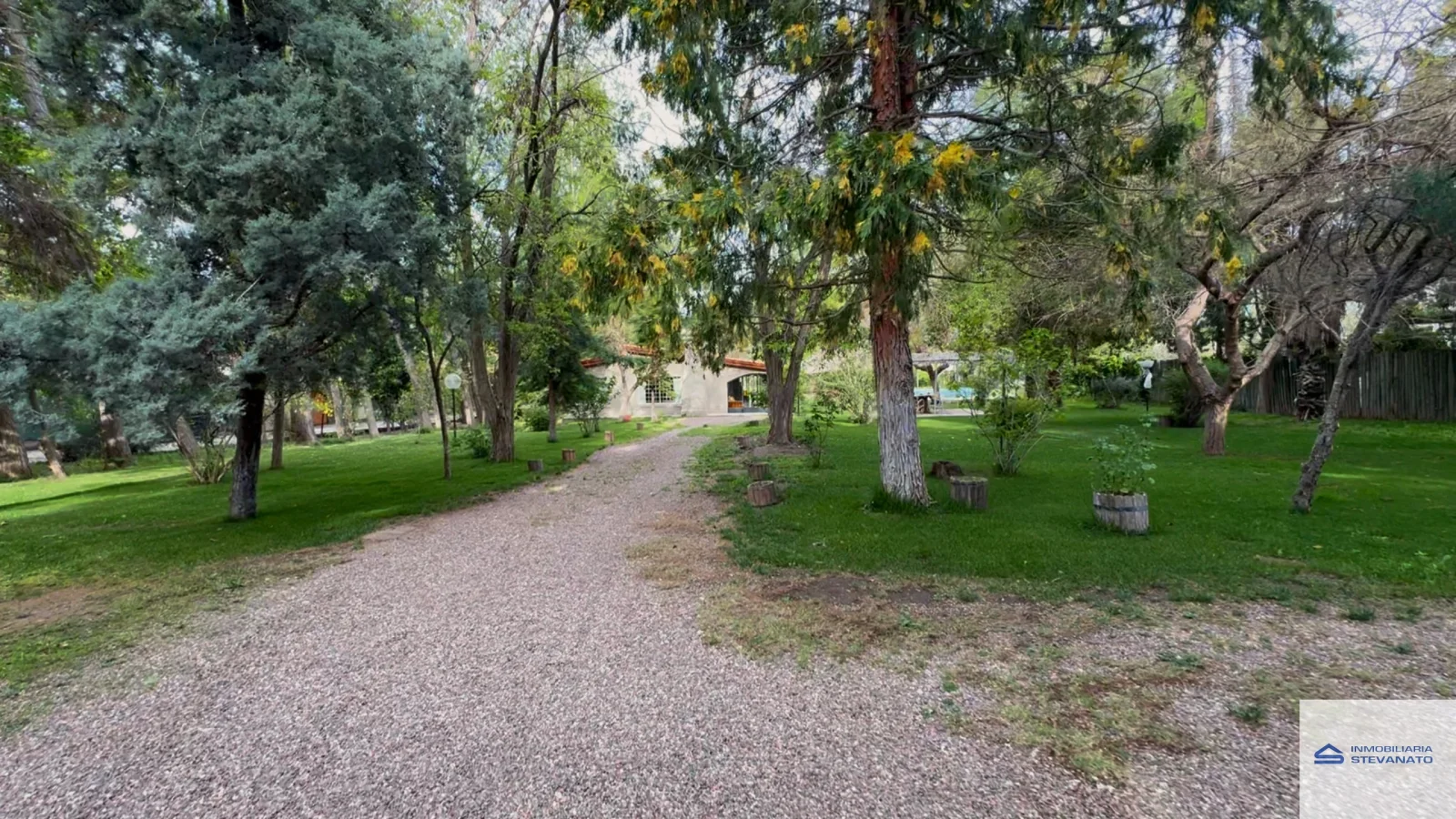 Casa quinta en venta de 293m2 ubicado en Las Compuertas - Imagen 4
