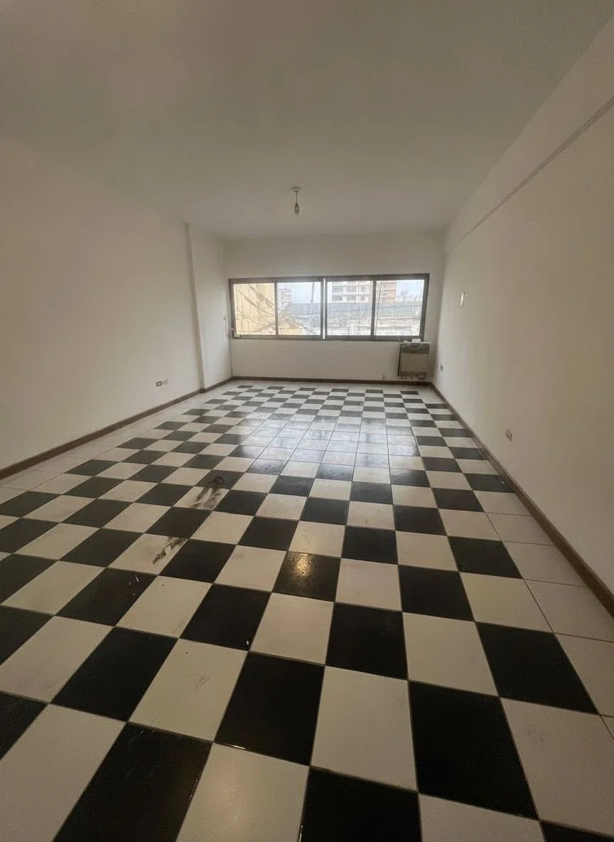 Local comercial en alquiler ubicado en Centro - Imagen 2