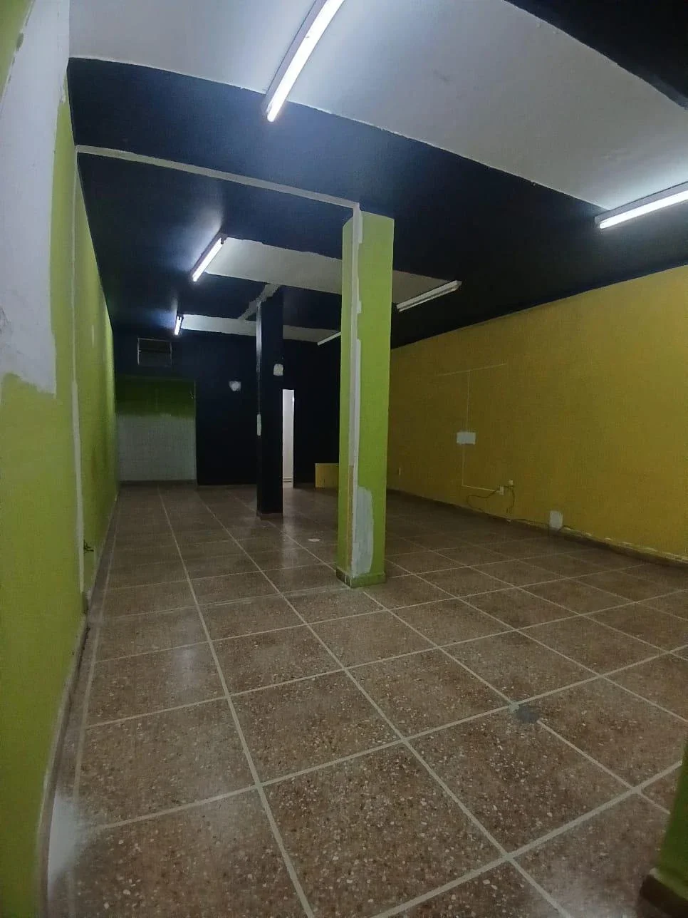 Local comercial en alquiler ubicado en Centro - Imagen 5