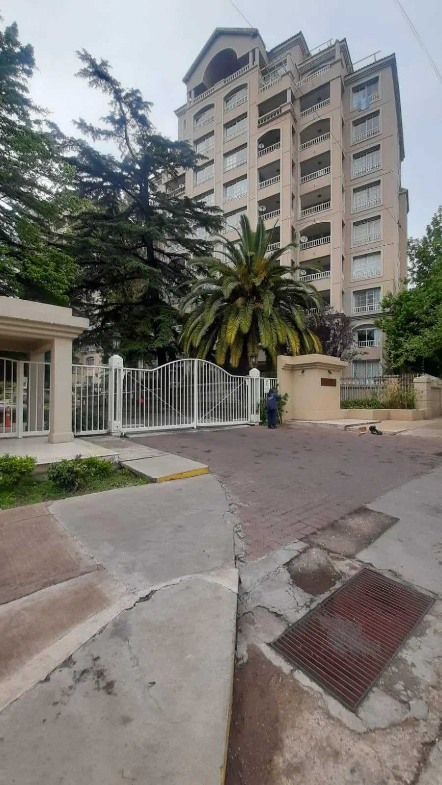 Cocheracubierta en venta ubicado en Godoy Cruz - Imagen 1